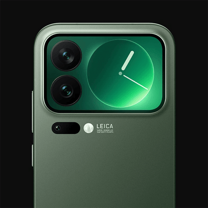 Green Black Xiaomi 17 Pro smartphone with Leica logo on a black background